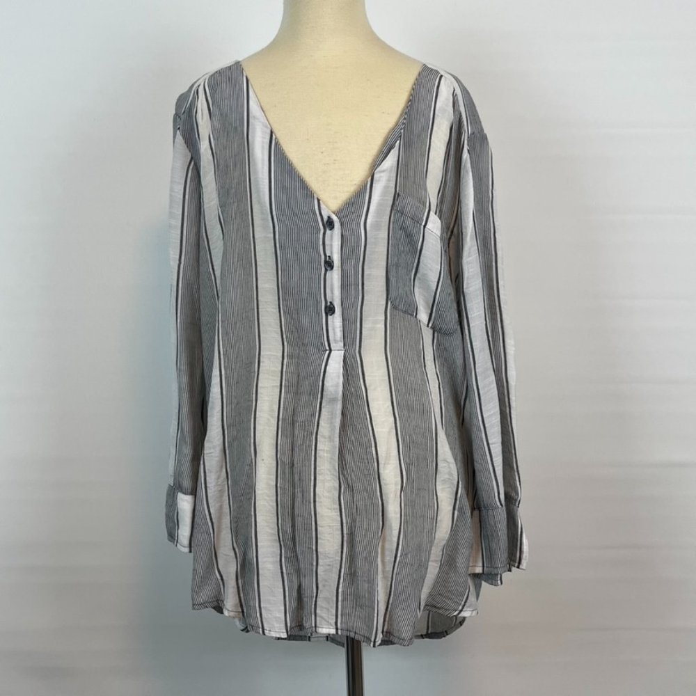 Fred David Long Sleeved Striped Button Down Blouse Shirt Top ((size Large))